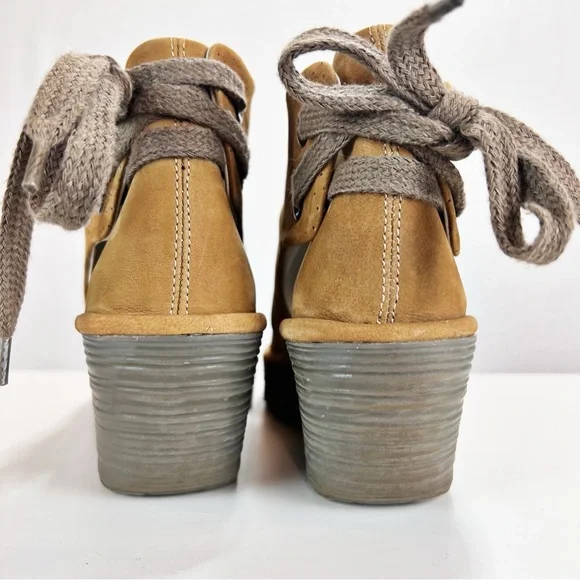 FLY London Yema Taupe Peep Toe Wedge Sandals Size 39/8-8.5 Chunky Cleat Boho - Picture 4 of 12